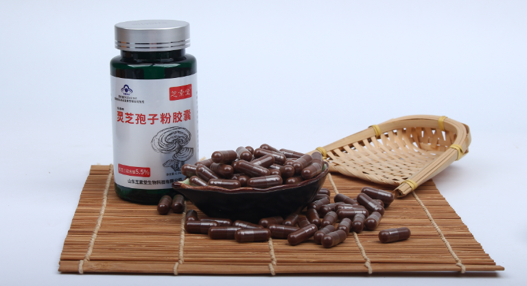 服用破壁灵芝孢子粉有什么功效？吃的时候要注意什么？-第1张图片-卓越灵芝孢子粉
