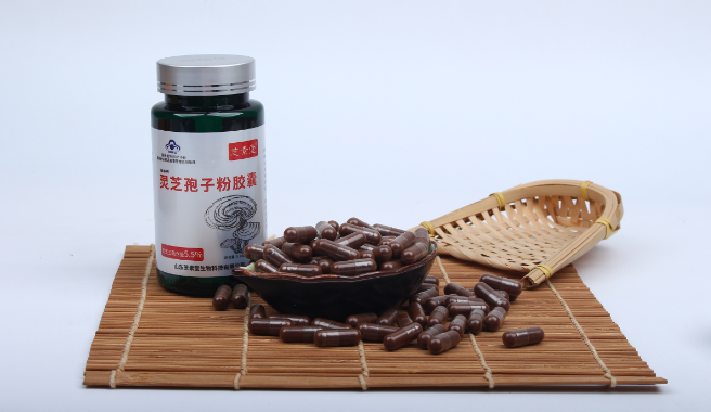 食管癌要吃什么中草药好呢?灵芝能起到效果吗？-第1张图片-卓越灵芝孢子粉